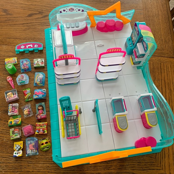 Mini Brands Store - Picture 1 of 5